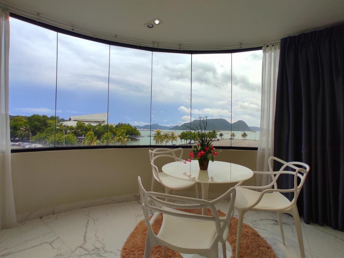 Shell Out Beach Club Suite Kuah Exterior foto