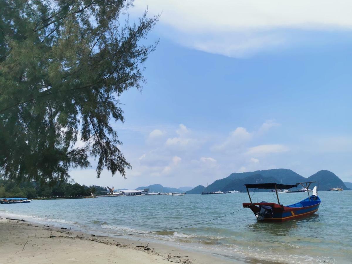 Shell Out Beach Club Suite Kuah Exterior foto
